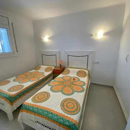 Apartamento Miramar 44 Rosas